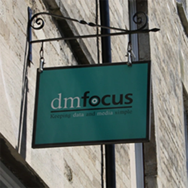  Signage - Fixed - 1 - 700px
